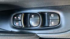 Nissan Qashqai 1.3 DiG-T Acenta Premium 5dr Petrol Hatchback